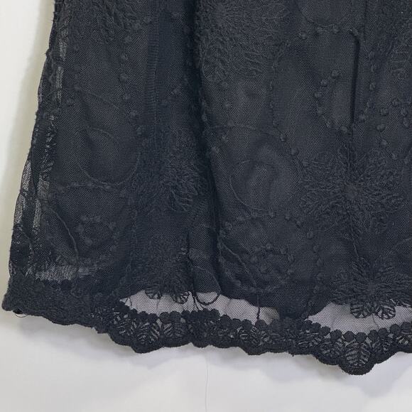 Ultra Pink Women’s Black Lace Sleeveless Tank Top Blouse 1X Plus Size - Picture 3 of 8